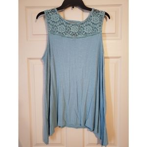 Lace detail sleeveless tunic
